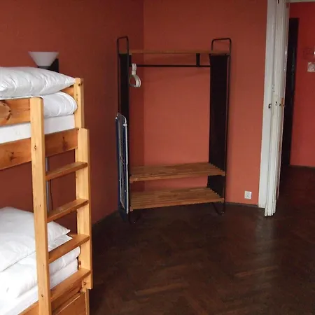 Hostal Old Walls