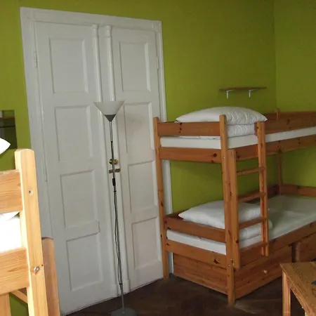 Old Walls Hostal Cracovia
